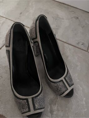 Well worn Tory Burch Gray and Black Peep-Toe Heels